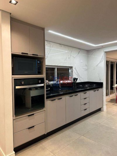 Casa, 3 quartos, 245 m² - Foto 3