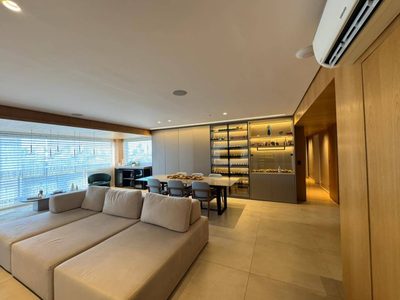 Apartamento, 3 quartos, 185 m² - Foto 1