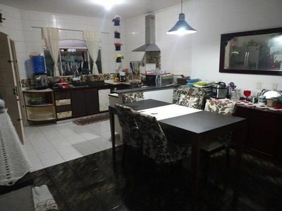 Sobrado, 3 quartos, 233 m² - Foto 2