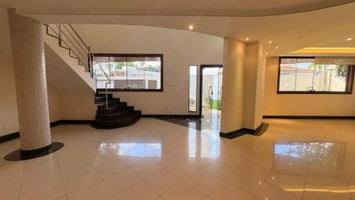 Casa, 5 quartos, 679 m² - Foto 2