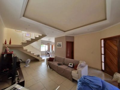 Casa, 4 quartos, 218 m² - Foto 2