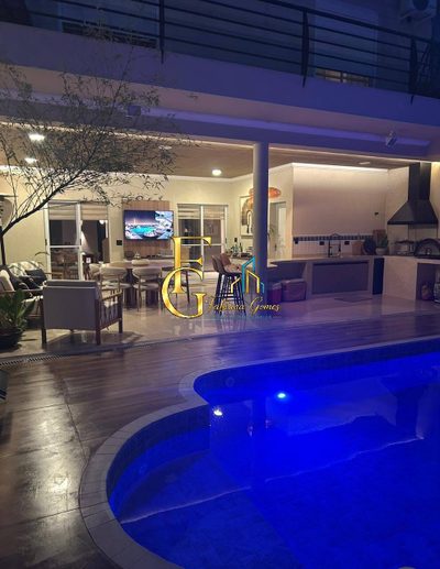 Casa, 4 quartos, 373 m² - Foto 1