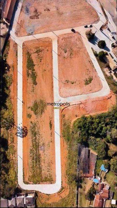 Loteamento e Condomínio, 150 m² - Foto 1