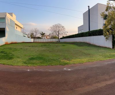 Loteamento e Condomínio, 810 m² - Foto 2