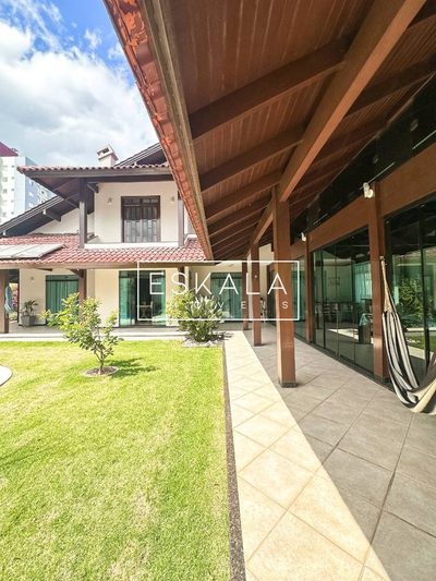 Casa, 4 quartos, 428 m² - Foto 2