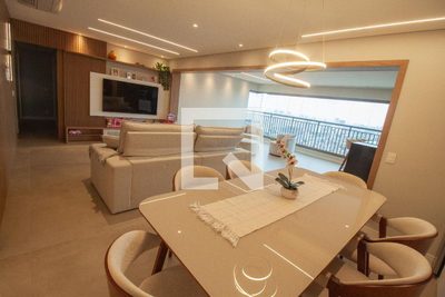 Apartamento, 3 quartos, 159 m² - Foto 1