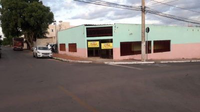 Prédio Inteiro, 150 m² - Foto 1