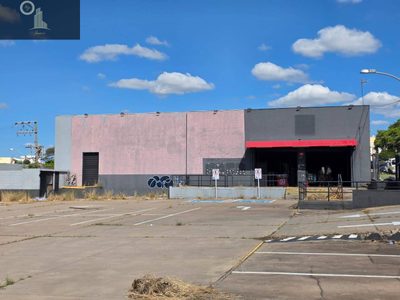Depósito-Galpão, 946 m² - Foto 1