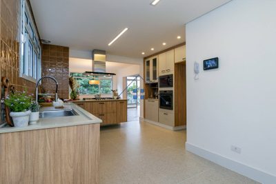 Apartamento, 3 quartos, 229 m² - Foto 1