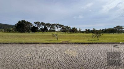Loteamento e Condomínio, 1377 m² - Foto 1