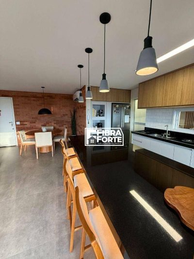 Apartamento, 3 quartos, 130 m² - Foto 2