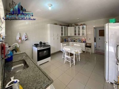 Casa, 3 quartos, 200 m² - Foto 3