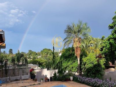 Casa, 4 quartos, 248 m² - Foto 1