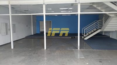 Loja-Salão, 200 m² - Foto 1