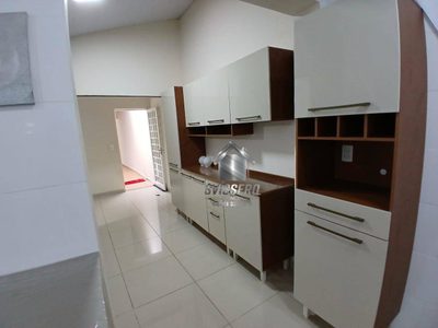 Casa, 2 quartos, 173 m² - Foto 1