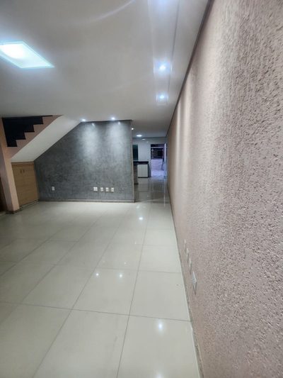 Casa, 3 quartos, 200 m² - Foto 1