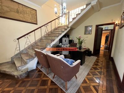 Sobrado, 5 quartos, 260 m² - Foto 1