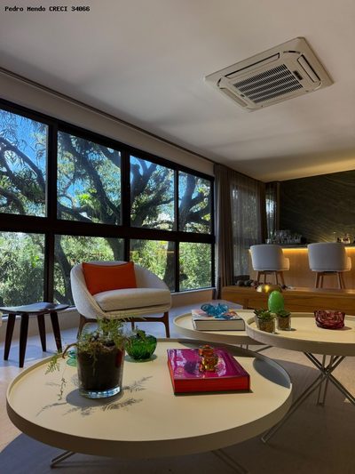Apartamento, 3 quartos, 241 m² - Foto 4