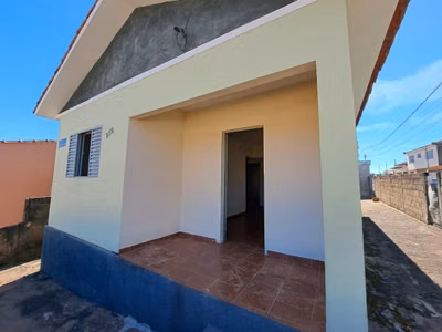 Casa, 2 quartos, 66 m² - Foto 1