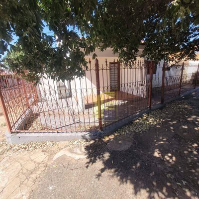 Casa, 2 quartos, 70 m² - Foto 1