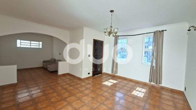 Casa, 4 quartos, 185 m² - Foto 2