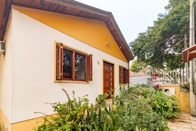 Casa, 4 quartos, 270 m² - Foto 1