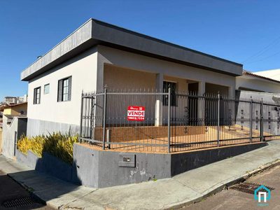 Casa, 4 quartos, 159 m² - Foto 2