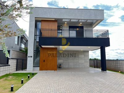 Casa, 4 quartos, 240 m² - Foto 1