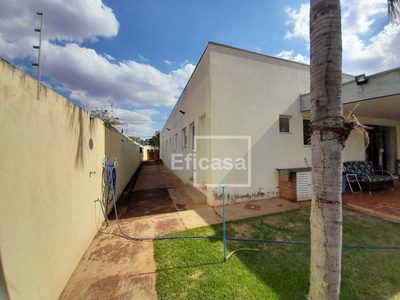 Casa, 3 quartos, 250 m² - Foto 2