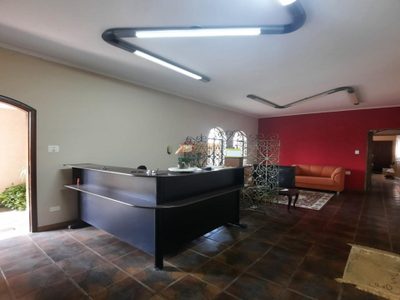 Sobrado, 5 quartos, 226 m² - Foto 1