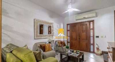 Casa, 3 quartos, 241 m² - Foto 2