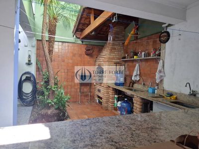 Sobrado, 3 quartos, 216 m² - Foto 2