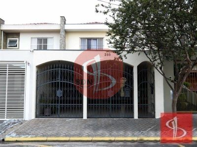 Sobrado, 3 quartos, 215 m² - Foto 2