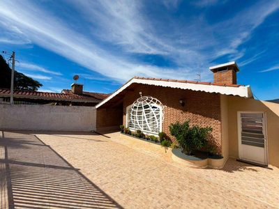 Casa, 4 quartos, 265 m² - Foto 3