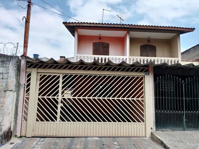 Casa, 3 quartos, 225 m² - Foto 1
