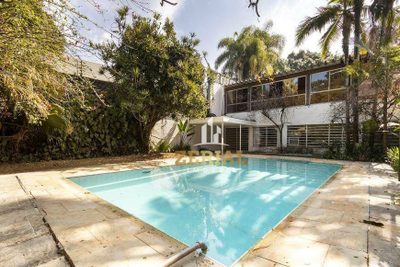 Sobrado, 7 quartos, 1046 m² - Foto 4