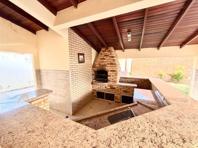 Casa, 2 quartos, 260 m² - Foto 1
