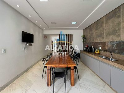 Casa, 3 quartos, 180 m² - Foto 1