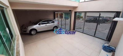 Sobrado, 3 quartos, 245 m² - Foto 2