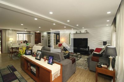 Casa, 3 quartos, 200 m² - Foto 3