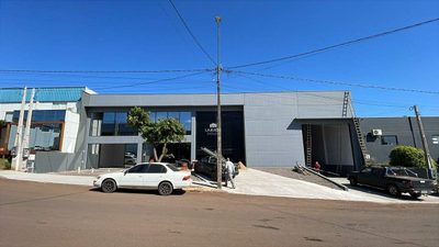 Loja-Salão, 625 m² - Foto 1