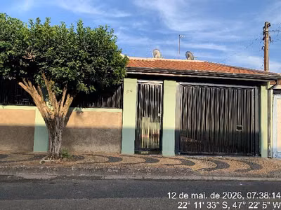 Casa, 2 quartos, 200 m² - Foto 1