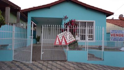 Casa, 3 quartos, 192 m² - Foto 1