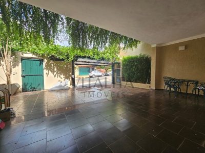 Casa, 3 quartos, 330 m² - Foto 1