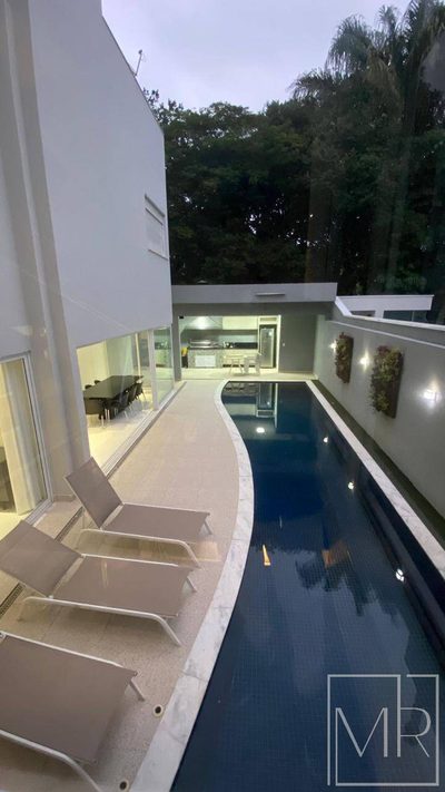 Casa, 5 quartos, 367 m² - Foto 1