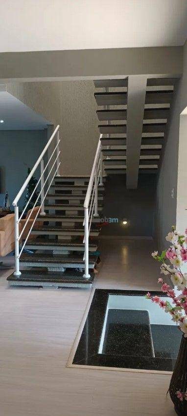 Sobrado, 3 quartos, 240 m² - Foto 4