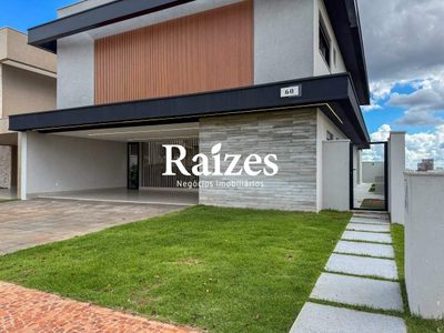 Casa, 4 quartos, 330 m² - Foto 2