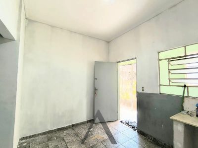 Casa, 1 quarto, 42 m² - Foto 1