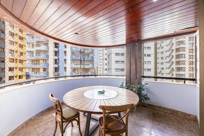 Apartamento, 4 quartos, 221 m² - Foto 1