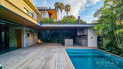 Casa, 4 quartos, 582 m² - Foto 1